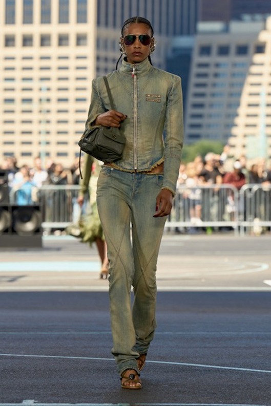 WhatsApp Image 2025-04-04 at 13.17.29.jpeg